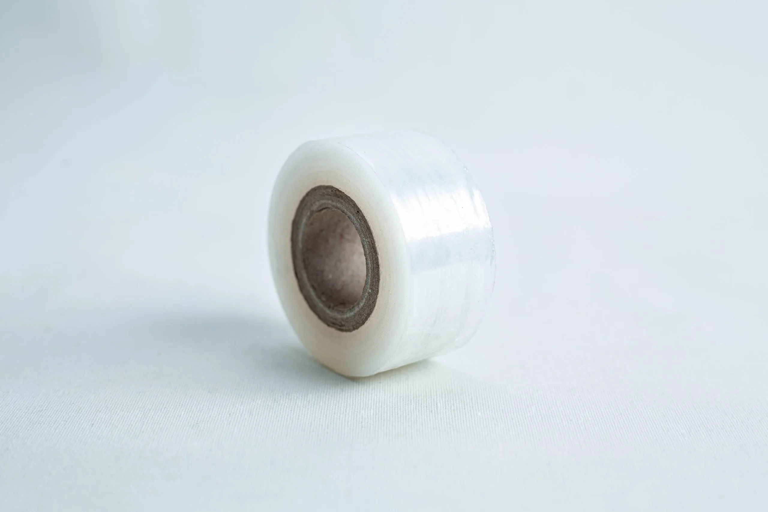 agar tape to seal petri dishes side view