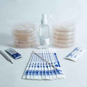The Spore to Agar Transfer Kit includes petri dishes, a spray bottle, swabs, a scalpel with blades, and alcohol wipes—everything needed for effective agar cultivation.